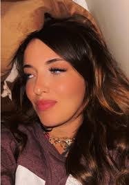 Emily Wessels's Instagram, Twitter & Facebook