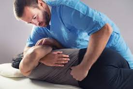 What Are the Signs of a Good Chiropractor? : Five Dock Osteopathic &  Chiropractic Centre