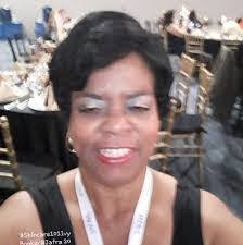 Ivy Bonner's Instagram, Twitter & Facebook