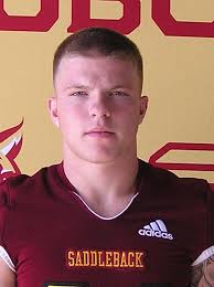 Opportunity, If Not Attention, Beckons in Community College Football