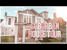 pin by 𝕂 𝕒 𝕚 𝕥 𝕝 𝕪 𝕟 on roblox bloxburg house designs suburban house beautiful house plans family house plans