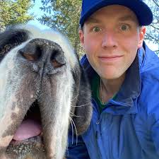 I doubt that I'll ever speak to Wayne Beavis again ... I've been deeply  hurt by the antics of the past week."