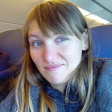 Sana Qadar (@sana_qadar)