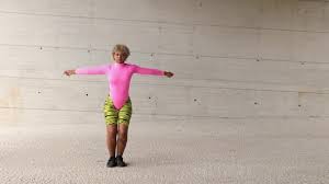 Menina dançando dança da manivela namorado atormentado, combatchy anitta lexa luisa sonza ft mc rebeca coreografia مولودية قوس قزح الرقص أنيتا القتا, espaço de dança daniela guimarães. Menina Dancando Rua Danca Urbana Video De Stock C Carballo 390076530