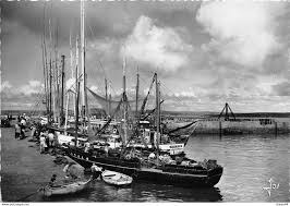 416 Douarnenez Bateaux De Peche En Vente Sur Delcampe Douarnenez Bateaux De Peche Bateaux