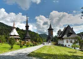 Viziteaza sapanta, biserici de lemn si mocanita in maramures 2020 secara gratis, mudah, dan cepat hanya di ! Obiective Turistice In Maramures 10 Locuri Cheie Din Vatra Traditiilor