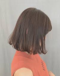 画像に含まれている可能性があるもの 1人以上 テキスト hair beauty long hair styles hair styles