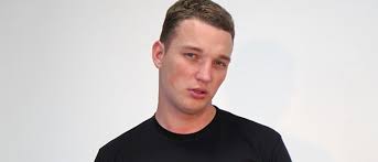 За основу своего прозвища юный блогер взял свое настоящее. Edvard Bil Biografiya Prankera Kto Ego Zhena Ili Devushka Roditeli Skolko Let