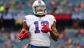 Earlier this year the giants raised eyebrows when they signed the former 2014 first round pick to play tight end despite the fact that benjamin hasn't played in the league for years. Nach Bills Entlassung Kansas City Chiefs Verpflichten Kelvin Benjamin