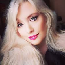 Lynda Law ꧂ (@LyndaLawGlobal)