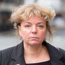 Fiona Wilcox's Instagram, Twitter & Facebook