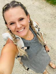 Michigan wedding photographer services