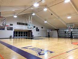 Explore other popular activities near you from over 7 million businesses with over 142 million reviews and opinions from yelpers. What Happens When I Ask Siri To Find A Basketball Gym Near Me Gyms Near Me Things To Ask Siri Basketball Gym