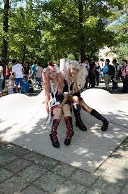 Maybe you would like to learn more about one of these? File Cosplayers Of Mukuro Ikusaba And Junko Enoshima Danganronpa In Ff24 20140727 Jpg Wikimedia Commons