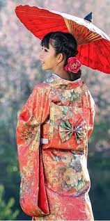 She wore a traditional kimono to a neighborhood festival (where i met her), and it honestly made me as a japanese, sometimes it's hard for me to see how japanese american people see things. What Is A Kimono Some Interesting Facts About This Traditional Japanese Clothing Sew Guide