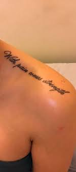 60 Tatuagens Femininas No Ombro Tatuagensfemininas Forearm Tattoo Women Small Shoulder Tattoos Strength Tattoo