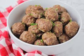 Add beef and panko bread crumbs and mix thoroughly. Easy Meatball Recipe Step By Step Video Lil Luna