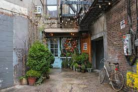Whether you're revamping the living room or throwing out an old chest of drawers to make way for a new one, you can find lots of practical pieces in our range to update your interior look. A Restaurant Inside An Alley Named Freemans Behind The Scenes Nyc Btsnyc