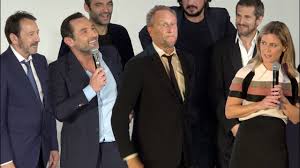 Il a aussi écrit et réalisé après suzanne, présenté en compétition dans la. Le Grand Bain Gilles Lellouche Avant Premiere Paris Le Grand Rex 14 10 2018 Youtube