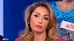 Troverete anche live, interviste, le scelte di uomini e donne e tanto altro. Uomini E Donne Oggi Lunedi 11 Febbraio Il Trono Over Ida E Riccardo Ancora Un Faccia