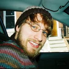 Andy Molholt (@ambymoho) · Instagram 照片和视频