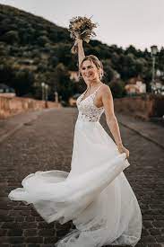 Check spelling or type a new query. Moderne Brautkleider Mein Brautkleid Heidelberg Brautkleid Kleid Hochzeit Braut