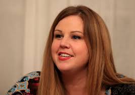 Volunteers make dream bedrooms for St. Louis kids with cancer