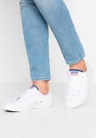 A big plus to chuck taylors being one of the most popular casual shoes is that they are available in many different variants, so you can make your new pair of. Ø¨Ø¥Ø­ÙƒØ§Ù… Ø³Ø­Ø± Ø³ÙŠÙ Converse Boty Uni Cabuildingbridges Org