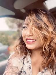 AZA MANAO REVIN-GADRA, MIZARA MAMETRAKA TANJONA. Raha manam-bola eo aho  an... dia hanangana an'izao, izao sy izao ny zavatra ataoko. Matetika isika  rehefa tsy misy vola eo ampelatanan-tsika dia be dia be