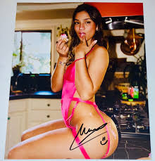 MIKA LAFUENTE SIGNED AUTOGRAPHED HOT 8X10 PHOTO BRYCE HALL GF MODEL PROOF  RARE 3 Autographs