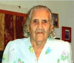 Elissa Acosta's Instagram, Twitter & Facebook