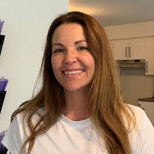 Ugly sweater party starts in one hour, karaoke at 10pm