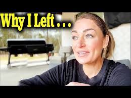 Christina Randall's Instagram, Twitter & Facebook