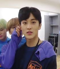 Прямые эфиры группы nct в приложении v app. Vlive Nct127 And Mark Image 6351553 On Favim Com