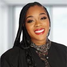 Vivian Mcleod's Instagram, Twitter & Facebook