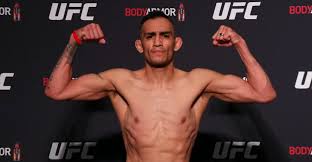 How ferguson locks in the d'arce choke. Tony Ferguson Announces His Arm S Just Fine In Must See Fashion