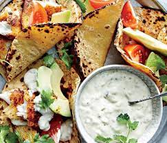 Stir together the sour cream and thai chili garlic sauce until evenly combined. Fish Tacos With Sweet Pickle Sauce 8 Dieta Efectiva