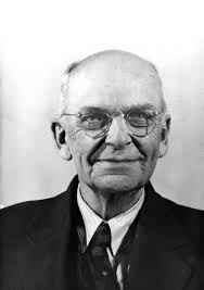 Retired fire chief Bob Hansen left served in 1952 and 1953 retired fire  chief Ernest Etzeimiller center served in 1927 and 1928 and retired fire  chief Harold Robb served in 1936. Mr.