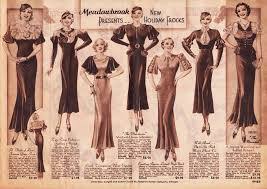 Mentre nell'epoca precedente per una donna portare i pantaloni poteva rivelarsi una scelta azzardata, ci sono alcune circostanze in questo periodo in cui risulta accettabile. Foto Principale Anni 30 Su Essere Donna Magazine