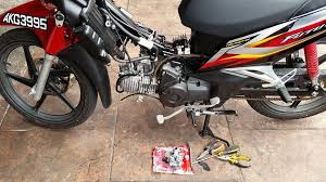 Honda future 125 độ kiểng theo phong cách nhẹ nhàng, sang trọng mua bán future cũ tại đây! Sjbikesgarage Honda Future Change Carburetor To Ts 125 Facebook