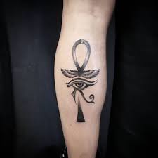 Ya hemos visto que los tatuajes egipcios son. Tatuajes De Simbolos Egipcios Simbolos Egipcios