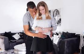 Hollanda, euro 2020'de c grubu'nda avusturya, ukrayna ve kuzey makedonya ile karşılaşacak. Footballers Wags Kids Congrats Timothy Chandler And His Wife Nina Are