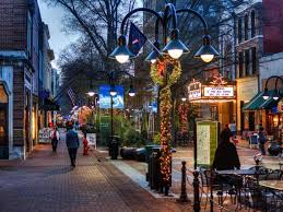 The 20 Best College Towns In America College Town Virginia Is For Lovers Christmas Town