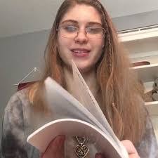 Greta Mcgee's Instagram, Twitter & Facebook