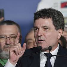 Rumänien-Wahl entschieden: Pro-Europäer triumphiert