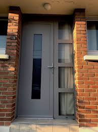 Grâce à ses caractéristiques techniques et. Porte D Entree Moderne Dunkerque Adomia Fermetures Le Sens De L Ouverture
