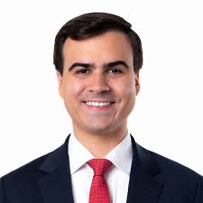 HOY Miércoles, 18 de junio de 2025 en DESAYUNANDO con Waba La Grande con  Victor Manuel Vazquez Domenech y Jediel Grafals COMENZAMOS entrevistando a  Pablo José Hernández Rivera, comisionado residente de Puerto