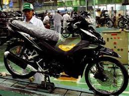 Menggunakan prinsip hidrolik dan elektronik untuk menghilangkan hubungan langsung antara tuas kopling dan kopling itu sendiri. Honda Revo 110 Terasa Goyang