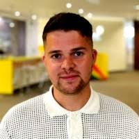 30+ "Ben Merchant" profiles