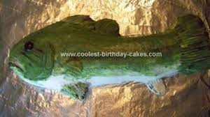 Fish cake birthday cakes for men ingenious cake adorning creative desserts fondant desserts cupcake muffins fisherman cake boat cake happy birthday images for men fishing splash. Cute Homemade Fish Birthday Cake For A 16 Year Old